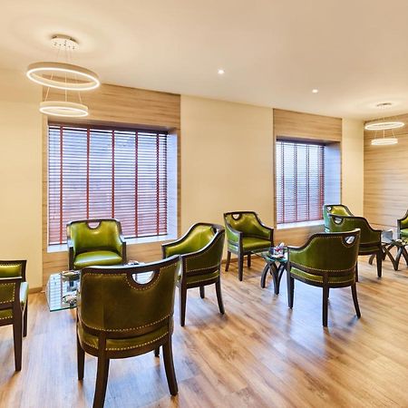 Hycinth Hotels Thiruvananthapuram Esterno foto