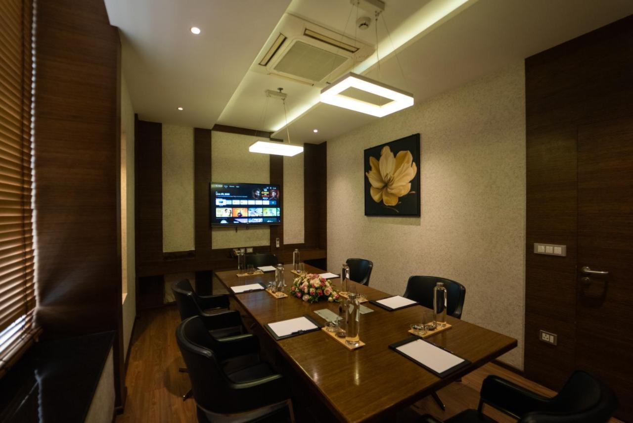 Hycinth Hotels Thiruvananthapuram Esterno foto