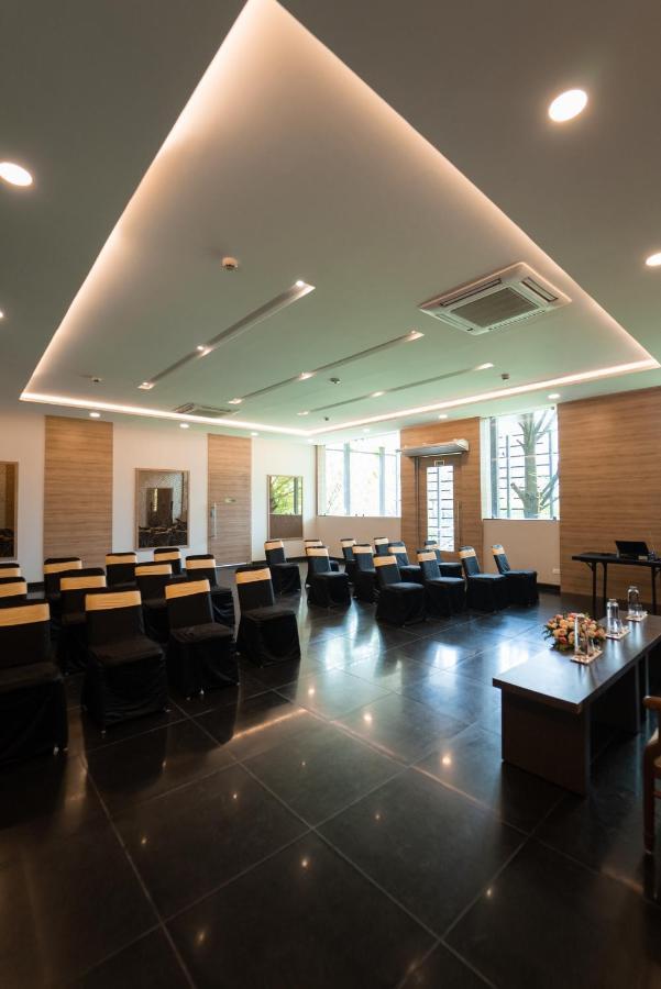 Hycinth Hotels Thiruvananthapuram Esterno foto