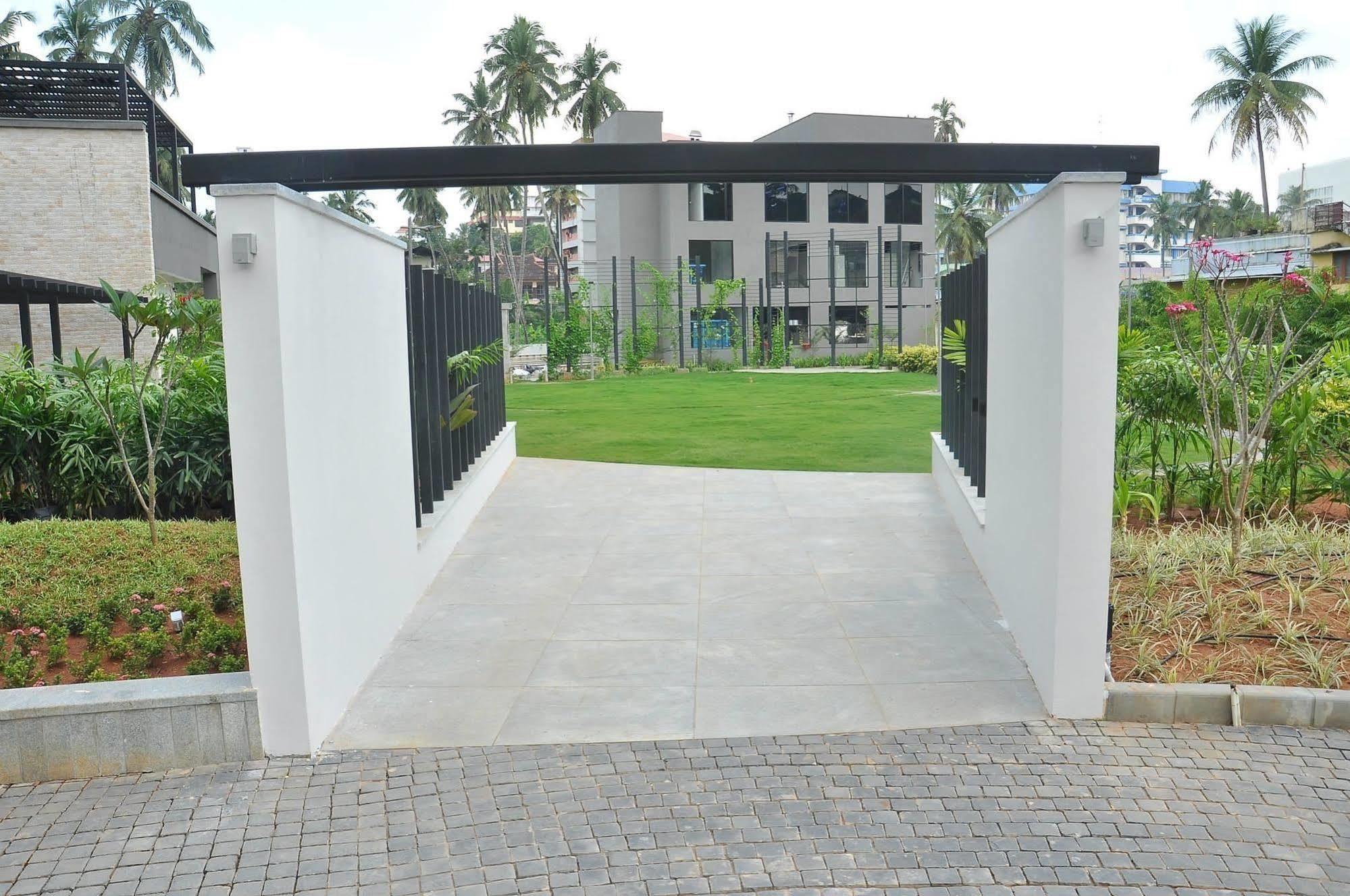 Hycinth Hotels Thiruvananthapuram Esterno foto