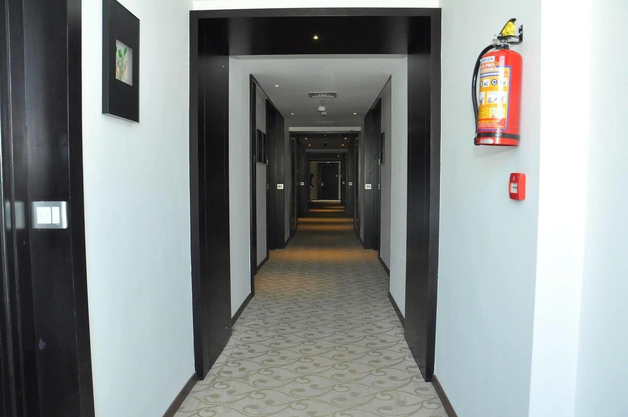 Hycinth Hotels Thiruvananthapuram Esterno foto